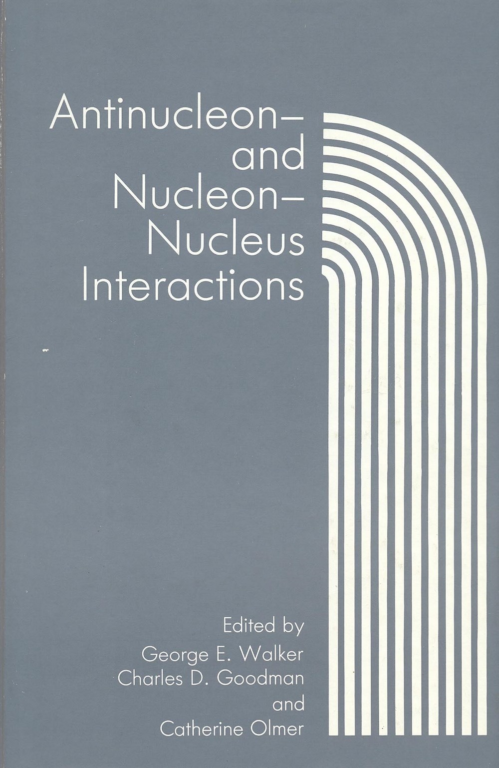 Antinucleon- and nucleon-nucleus interactions